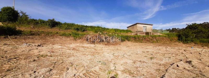 Foto 9b6062ac-dce2-4731-a8e2-9e15de11048f. Terrain résidentiel dans Bueu