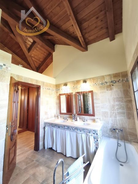 Foto cbc1db04-a755-484e-9976-377730849551. Xalet amb calefacció aparcament piscina a Dehesa - Monacilla Aljaraque