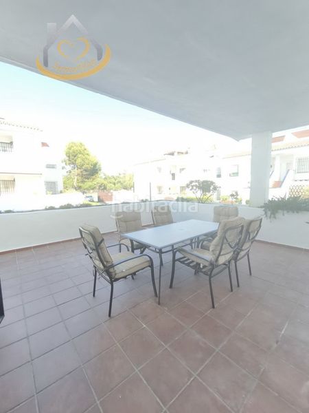 Foto b2fd5f76-ecd1-49b3-8bbd-cd851f9fb3bc. Apartament amb xemeneia aparcament piscina a Islantilla golf Islantilla