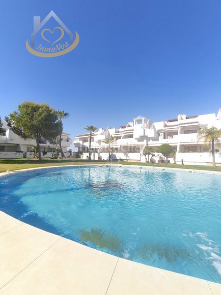 Foto fbf52a4f-e73c-4ed4-9d70-bf8edbe5f426. Apartament amb xemeneia aparcament piscina a Islantilla golf Islantilla