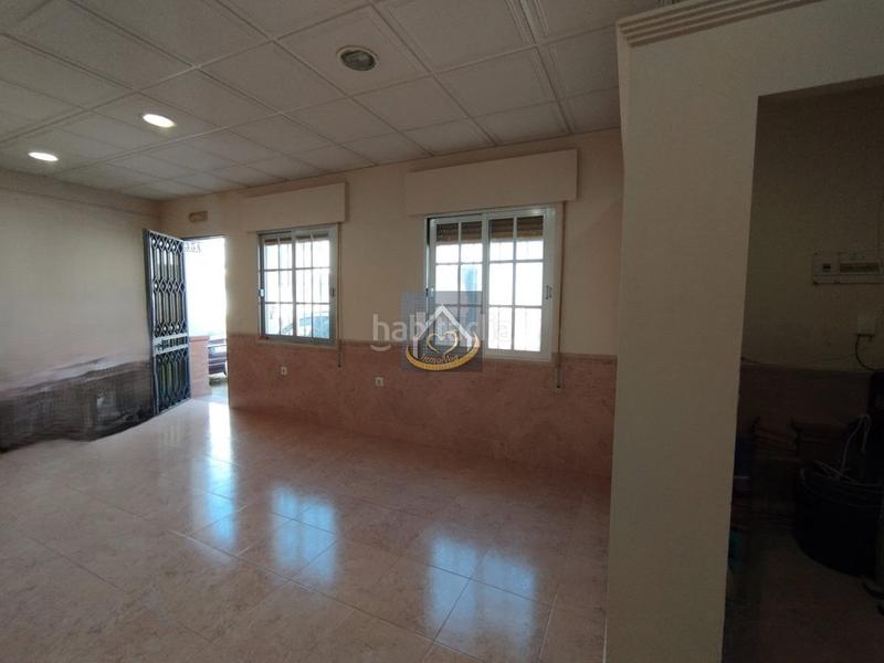 Foto 511b8ad2-bb79-4836-8a42-3cfe3aa9ba03. Location local commercial dans Cartaya