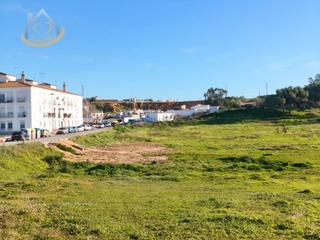 Terreny residencial a Plaza fuente vieja 2. Solar en venta en cartaya (huelva)