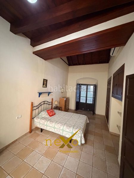 Foto fc079766-b0e8-41d7-9052-6bc2e86092a9. Casa amb aparcament a Carmona