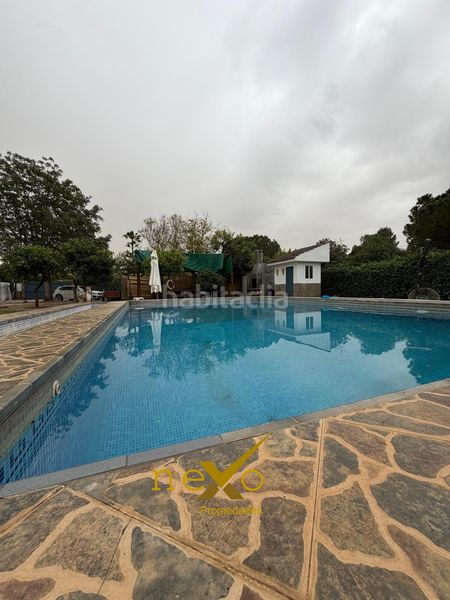 Foto adbe6513-70ea-47e5-a3db-3cd418d0cd19. Xalet amb aparcament piscina a Carmona