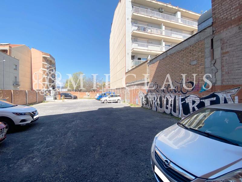 Foto 0aa53215-6dc4-4dd0-a2ff-be0550bbb092. Terreny residencial a Plaça Catalunya Manresa