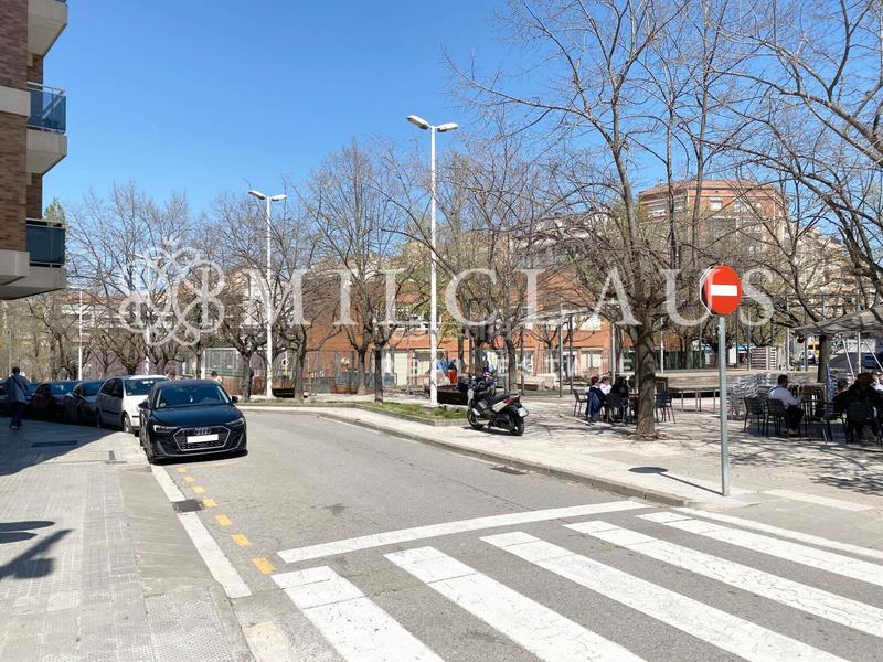 Foto 72d82568-a4f1-4aa6-b94d-b187c0fa5fc8. Terreny residencial a Plaça Catalunya Manresa