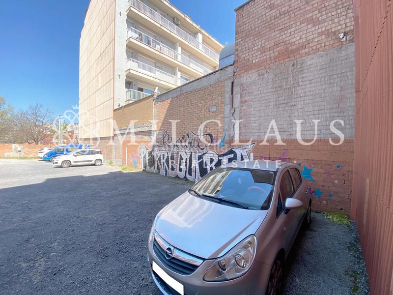 Foto d4a6b90f-5a65-4abb-a02a-19b114530ae8. Terreny residencial a Plaça Catalunya Manresa