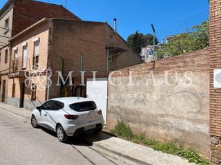 Terreny residencial  Carrer de montalegre. Solar urbano en manresa- calle montalegre.