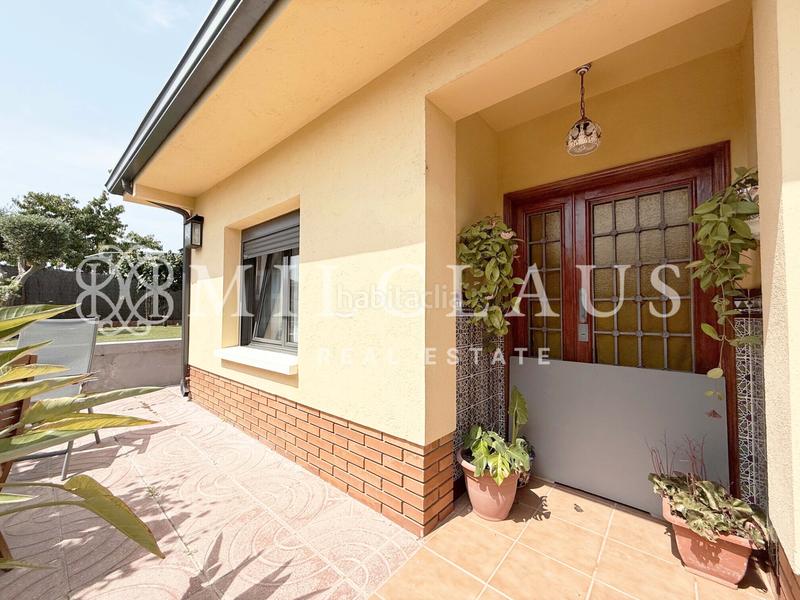 Foto d490b2dc-b3bd-4ba2-9764-52b250ae62f9. Casa amb xemeneia calefacció aparcament piscina a Terrassa