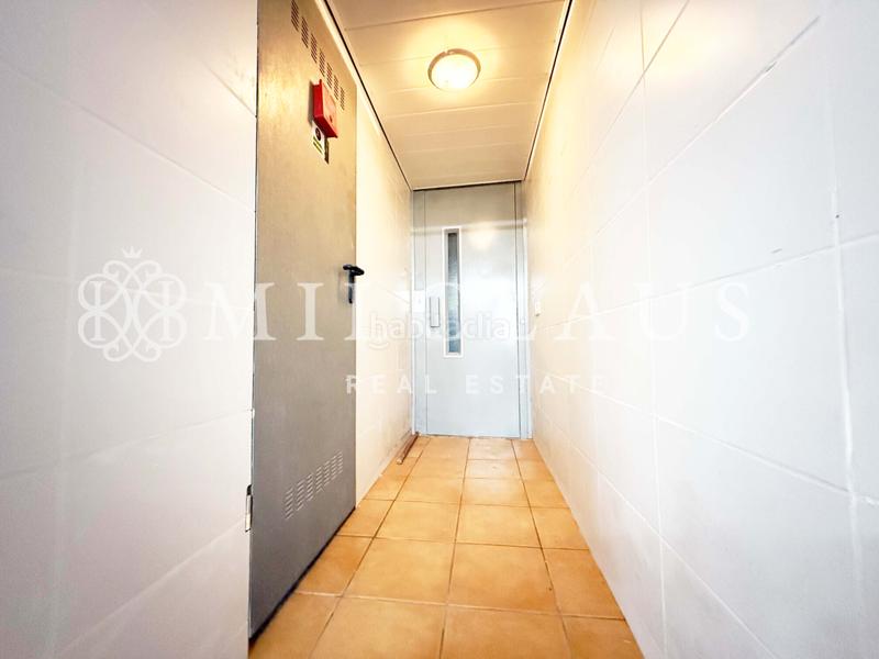 Foto fe5671d6-b4f2-4d9f-bfdb-ea92653a8feb. Casa amb xemeneia calefacció aparcament piscina a Terrassa