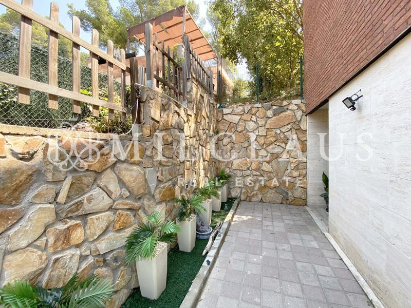 Foto 0a98ccc4-5da9-4e80-b729-9ce30dcf9b84. Casa amb calefacció aparcament piscina a Castellnou-Can Mir-Can Solà Rubí