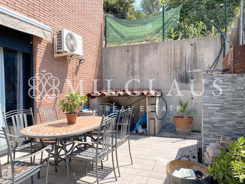 Foto 1207e806-d9f3-45c6-9980-e585c7e9cd34. Casa amb calefacció aparcament piscina a Castellnou-Can Mir-Can Solà Rubí