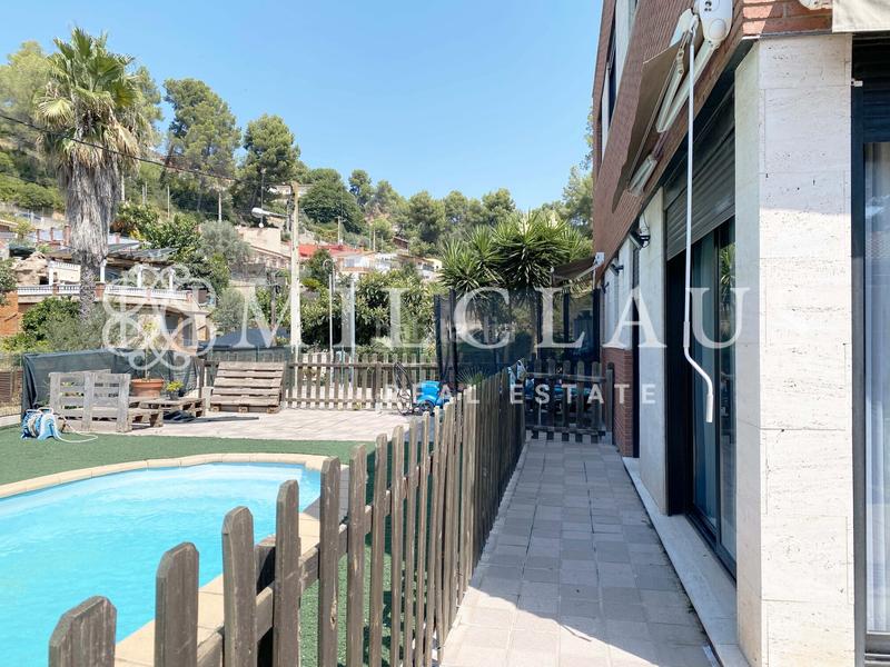 Foto 95aea5e6-dc28-4896-aaa0-681eb83c019b. Casa amb calefacció aparcament piscina a Castellnou-Can Mir-Can Solà Rubí