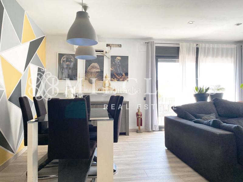 Foto 9f094419-0a89-45f9-aa69-f29ac8a2ede6. Casa amb calefacció aparcament piscina a Castellnou-Can Mir-Can Solà Rubí