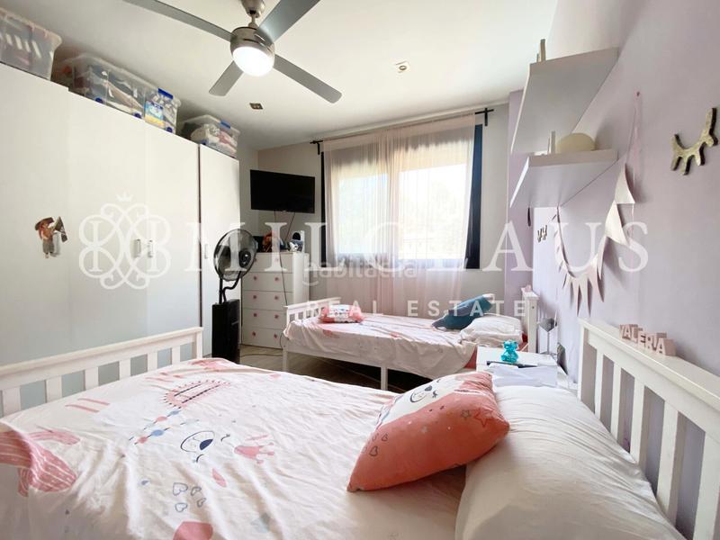 Foto f75943d2-8145-45c2-a3f0-d508fc3b495c. Casa amb calefacció aparcament piscina a Castellnou-Can Mir-Can Solà Rubí