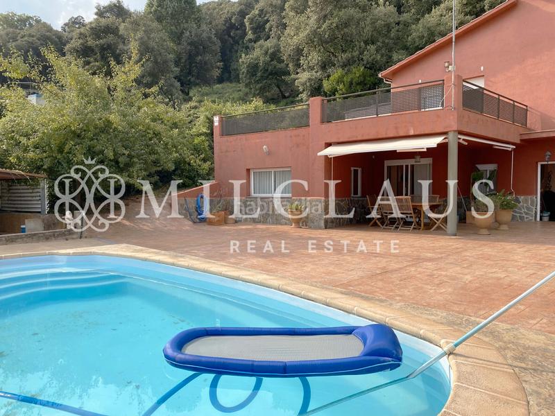 Foto 357a38bc-4c0b-4999-a047-241daa5a9fd3. Casa amb xemeneia calefacció aparcament piscina a Sant Iscle de Vallalta