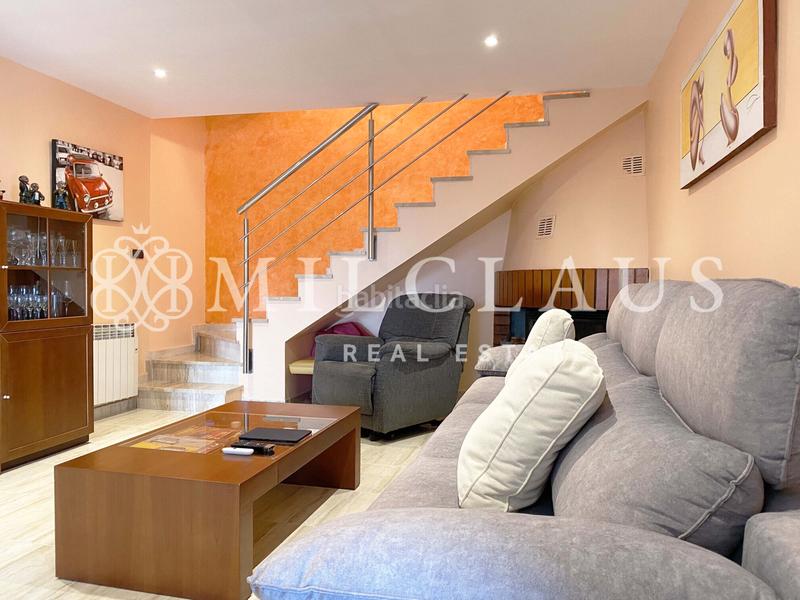 Foto 8cf266f3-1abd-4504-8232-564c4819552d. Casa amb xemeneia calefacció aparcament piscina a Sant Iscle de Vallalta