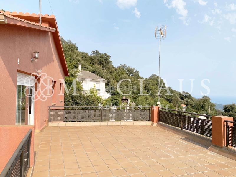 Foto 9f46a1ff-9c59-4596-b32f-39904e9679bf. Casa amb xemeneia calefacció aparcament piscina a Sant Iscle de Vallalta