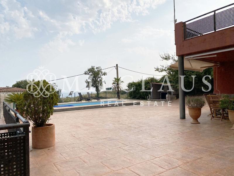 Foto c0f55cc7-f665-473b-adef-4903dba183e9. Casa amb xemeneia calefacció aparcament piscina a Sant Iscle de Vallalta