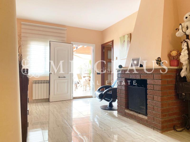 Foto dee0d7f4-3939-46a6-921c-8659191d7fe9. Casa amb xemeneia calefacció aparcament piscina a Sant Iscle de Vallalta