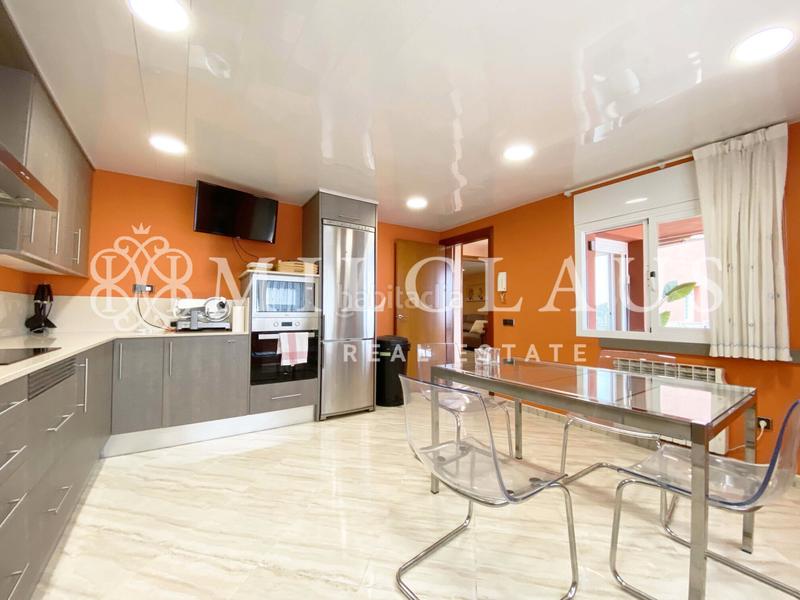 Foto eb58fa98-ac1b-4866-ac0e-347587dfa0a5. Casa amb xemeneia calefacció aparcament piscina a Sant Iscle de Vallalta