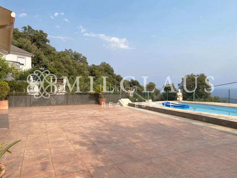 Foto fbacd84f-233a-4b0a-a2c7-5bcd5a4ef2e0. Casa amb xemeneia calefacció aparcament piscina a Sant Iscle de Vallalta