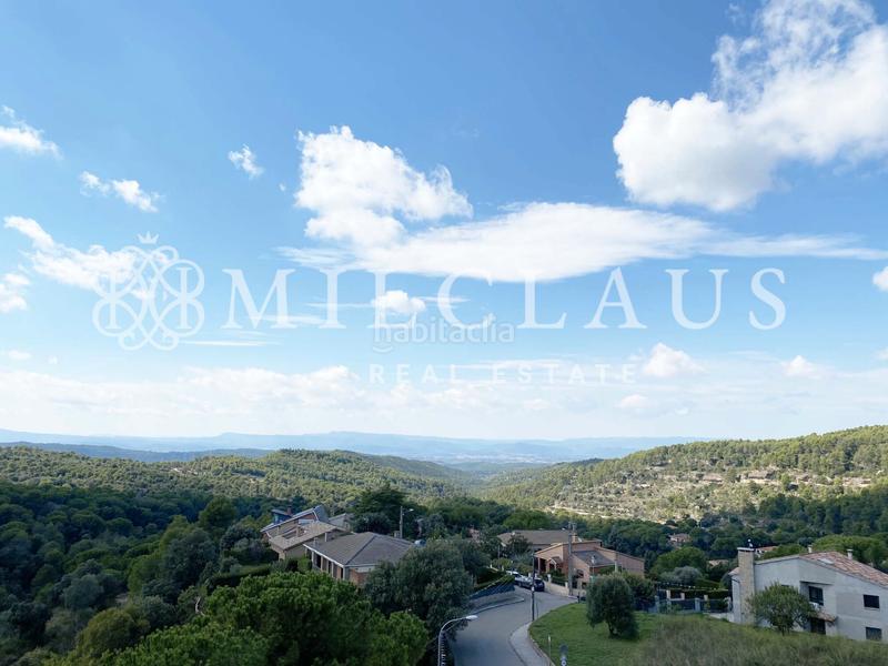 Foto 6b99f3f8-e757-48de-abf9-61f1fd59c957. Piso práctico piso esquinero y soleado en Talamanca