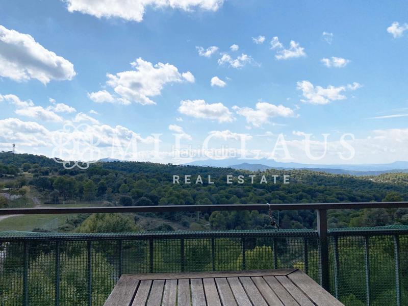 Foto a0e71db8-ded6-4986-8062-4c9f8a5969e1. Piso práctico piso esquinero y soleado en Talamanca