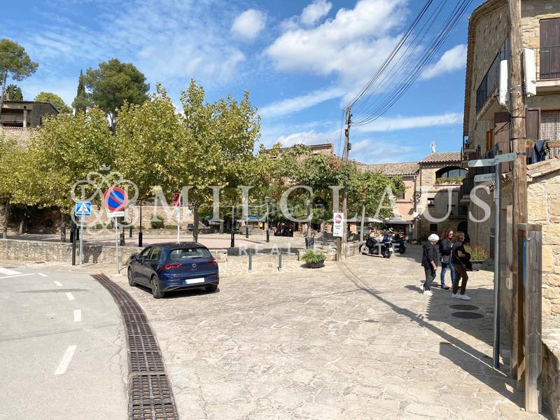 Foto a9ae085c-89e0-4458-86ac-1f292ed5f5c5. Piso práctico piso esquinero y soleado en Talamanca