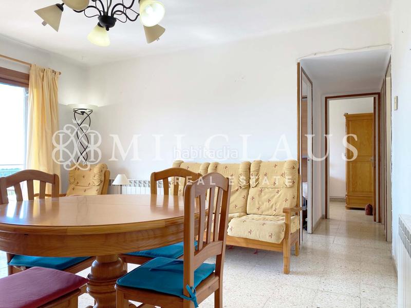 Foto cf56af1e-bd8c-4cba-8140-9a07dafe9b21. Piso práctico piso esquinero y soleado en Talamanca