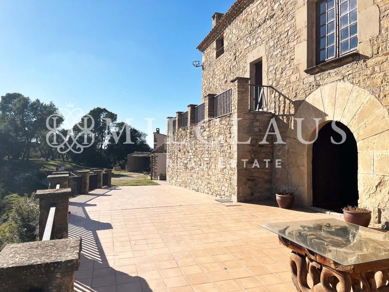 Foto 04d78d85-6b2d-499d-ac87-fe5dd16d97cc. Masia a desconocido 10 a Talamanca