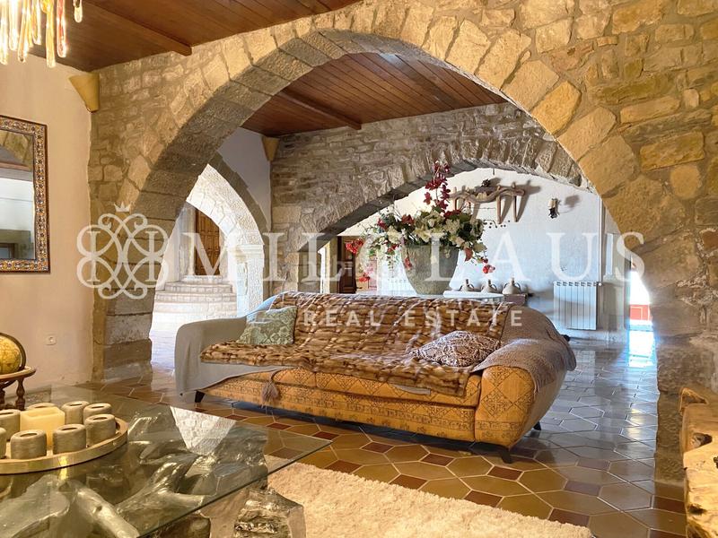 Foto 29ca71b1-1b34-41c0-91f8-cc1f827a8564. Masia a desconocido 10 a Talamanca