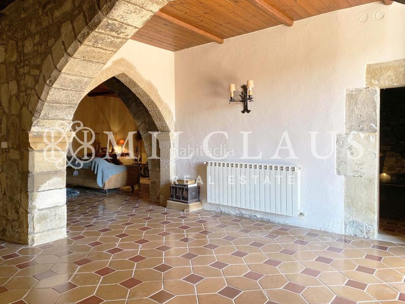 Foto 7fc2985d-7a0f-416a-9ba9-71f978472b52. Masia a desconocido 10 a Talamanca