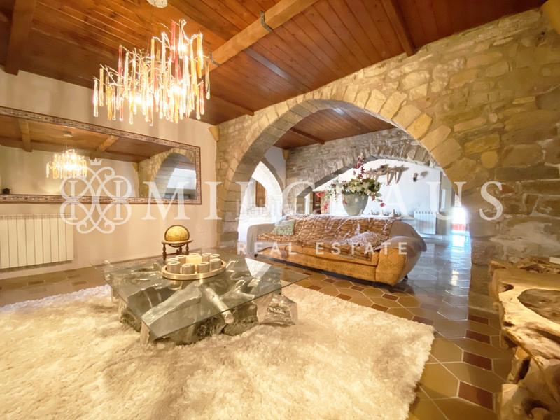 Foto a5c6cb15-df2a-4e35-acf5-1a12c198d14e. Masia a desconocido 10 a Talamanca