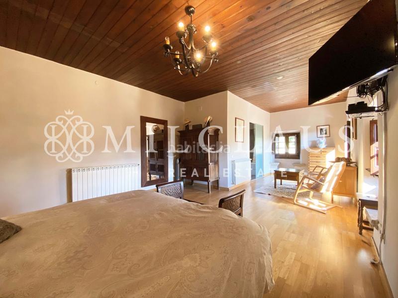 Foto ad99e207-396d-4853-b914-6ecce9d33712. Masia a desconocido 10 a Talamanca