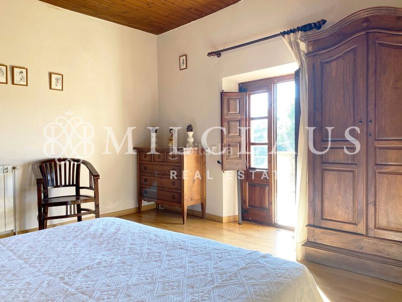 Foto ae59beae-9f4e-40d8-8f9a-7dd5c1a1a80f. Masia a desconocido 10 a Talamanca