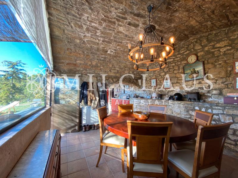 Foto b759999a-98a6-4d51-951f-f2f60dfede4a. Masia a desconocido 10 a Talamanca