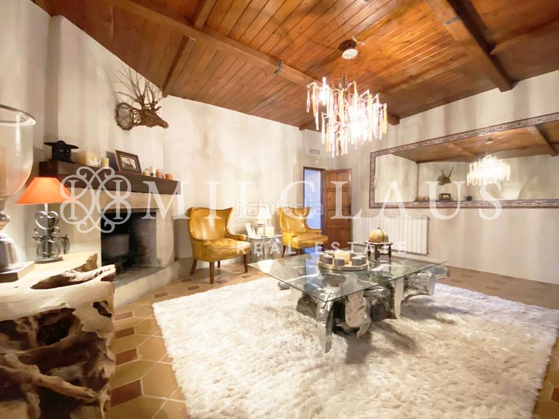 Foto cf45222a-180c-44f7-b5a2-e60062f1cd83. Masia a desconocido 10 a Talamanca