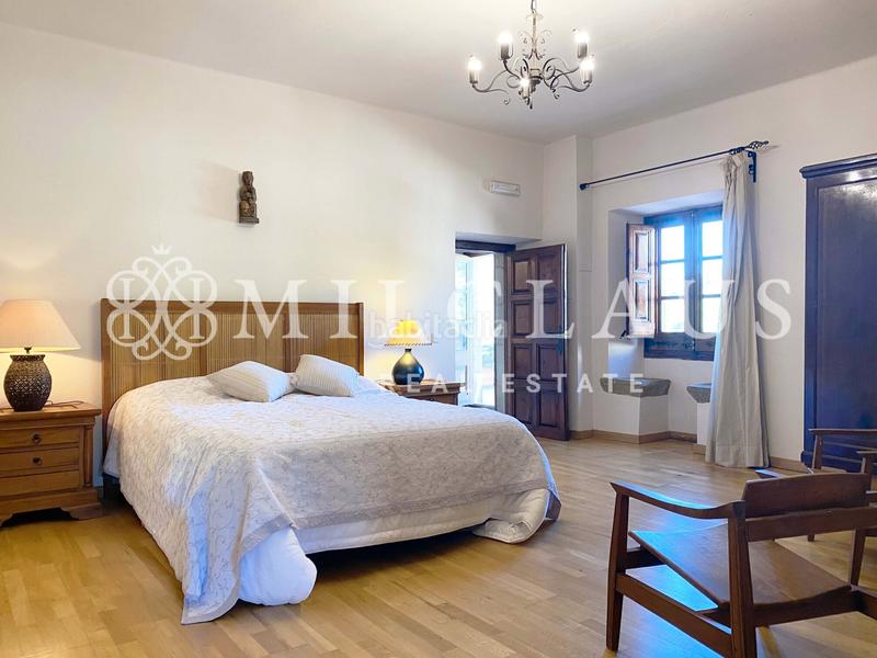 Foto d8d231d9-c0de-4f3e-b941-c0b0db1cbf48. Masia a desconocido 10 a Talamanca