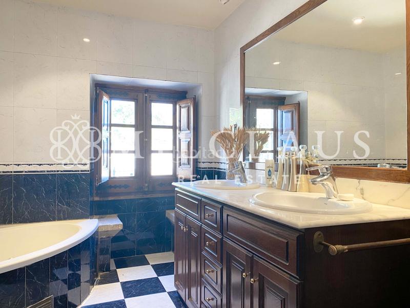 Foto e1ae7dff-4439-4e69-87f1-fa256d8ed178. Masia a desconocido 10 a Talamanca