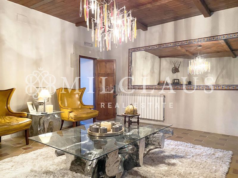 Foto f523158d-9807-43f3-b088-03d4437501c6. Masia a desconocido 10 a Talamanca