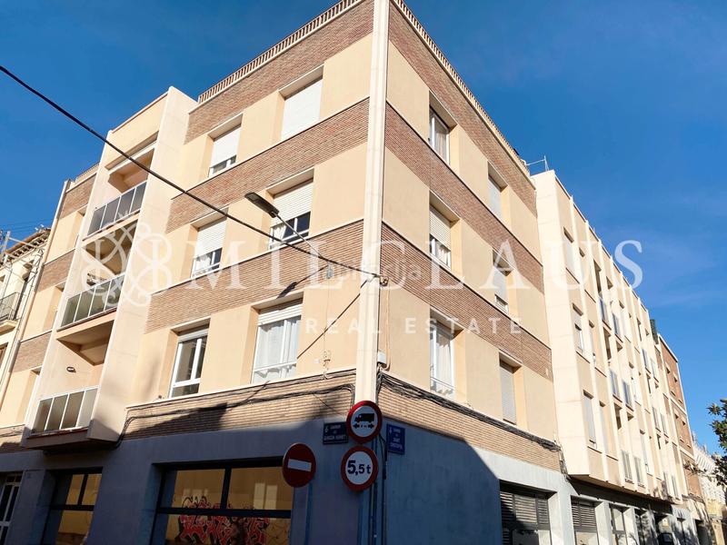 Foto 0cf53f51-1041-4a2f-8bf1-94c5c341c3fd. Flat with fireplace heating in Barri del Centre Terrassa