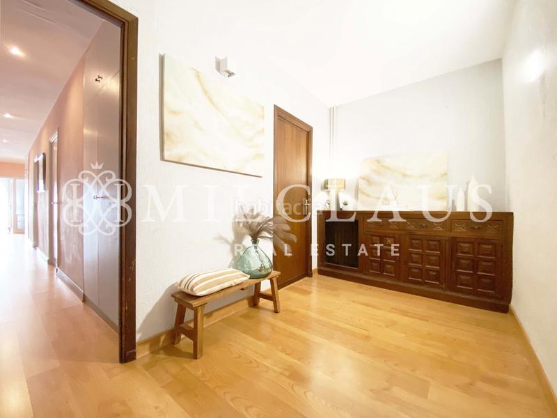 Foto 1a003134-17fb-4eaf-af5f-59c7e4fd202d. Flat with fireplace heating in Barri del Centre Terrassa