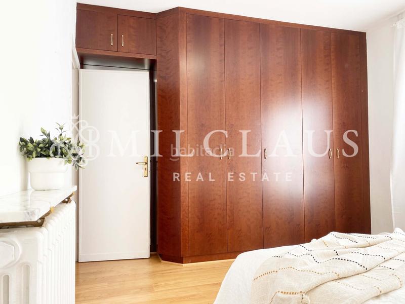 Foto 1bf63f92-7398-424f-917f-69116418682d. Flat with fireplace heating in Barri del Centre Terrassa