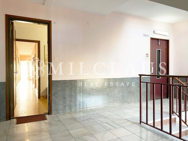 Foto 1c524725-dbe1-4d5c-bfba-8735affc9b3a. Flat with fireplace heating in Barri del Centre Terrassa