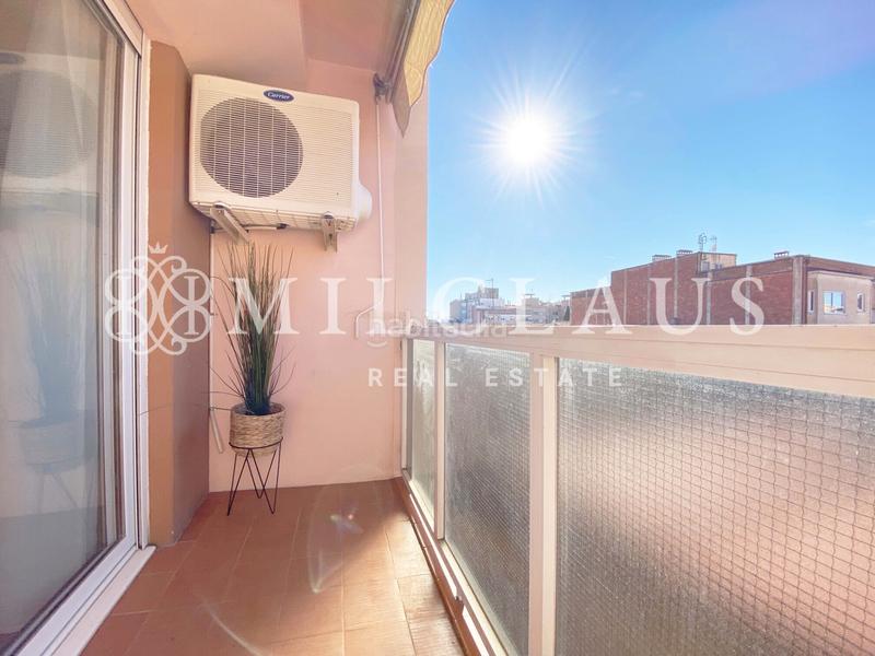 Foto 326887e1-2888-4876-ba5c-9df806b42dc0. Flat with fireplace heating in Barri del Centre Terrassa