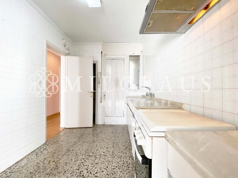 Foto 694549e2-7821-4c69-b87d-5e0dd8abc1b3. Flat with fireplace heating in Barri del Centre Terrassa