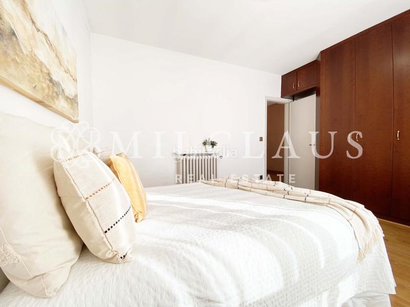 Foto 79a9e2a0-ba6c-4121-8307-9fd6430f9aec. Flat with fireplace heating in Barri del Centre Terrassa