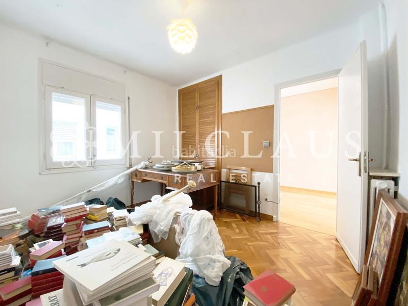 Foto 7d93824b-a5ed-4331-8fc4-ae16d667a522. Flat with fireplace heating in Barri del Centre Terrassa