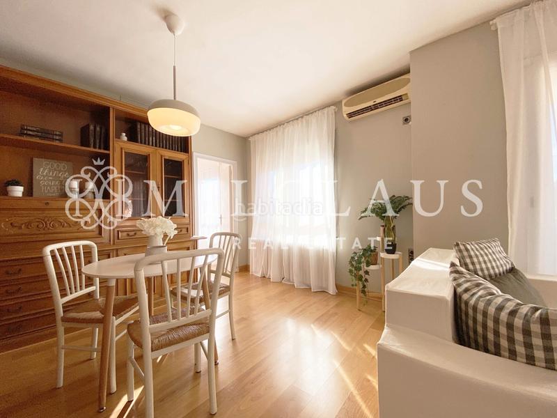 Foto bc4020d1-f551-4760-b353-2fdb7fbc58ac. Flat with fireplace heating in Barri del Centre Terrassa